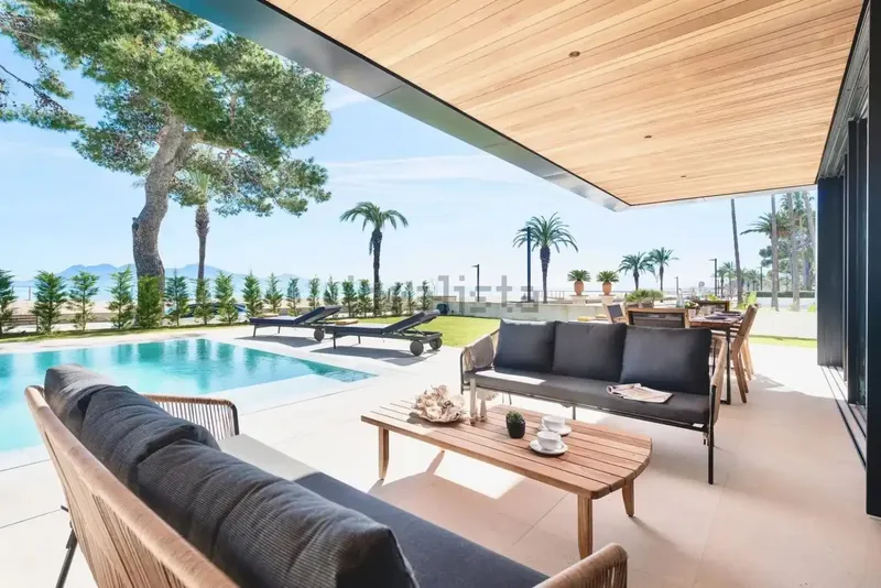 Planta baja unica en primera linea de Pto. Pollensa a estrenar con piscina y jardin privado. Tambien dispone de garaje y parking exterior.Ca — photo 5