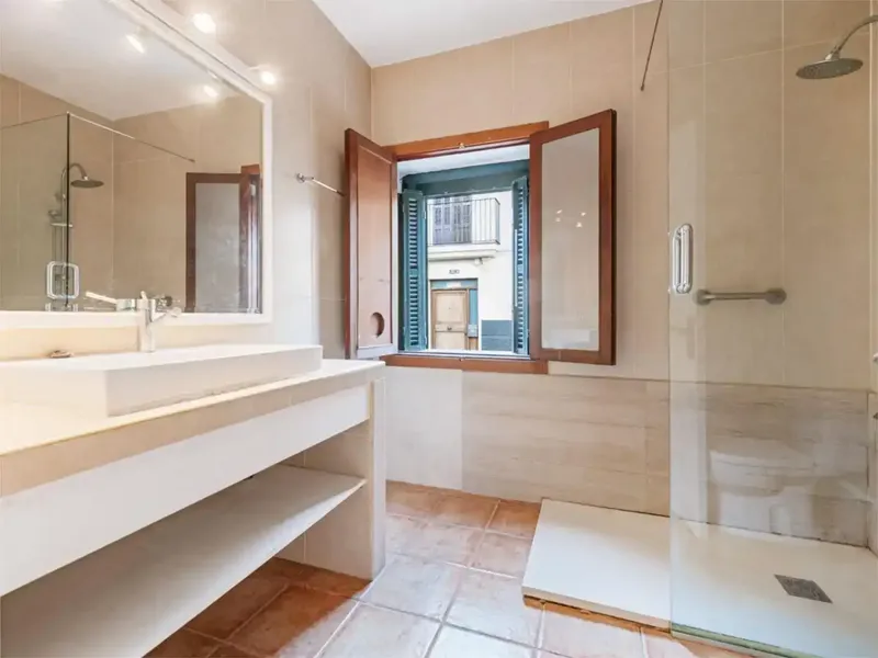 Ideal opportunity to acquire a large terraced house in the popular area of Portixol. — photo 7