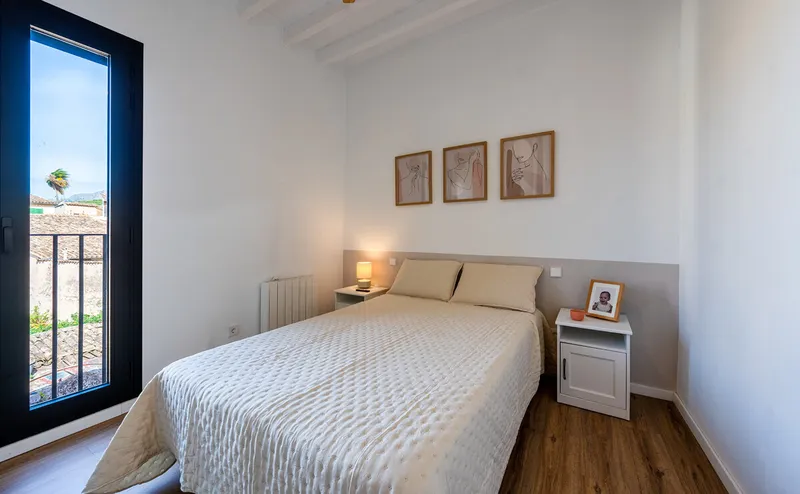 Modern triplex in a historic building in Sóller — photo 12