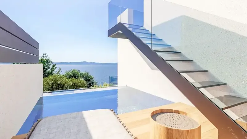 Located in one of the quietest residential areas of the municipality of Alcudia, Alcanada, we find this fantastic single-family villa — photo 2