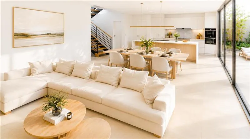Coming soon. Brand-new. Townhouse with a pool — photo 3