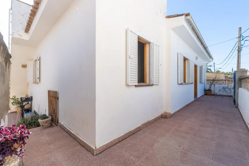 Single-family home — photo 10