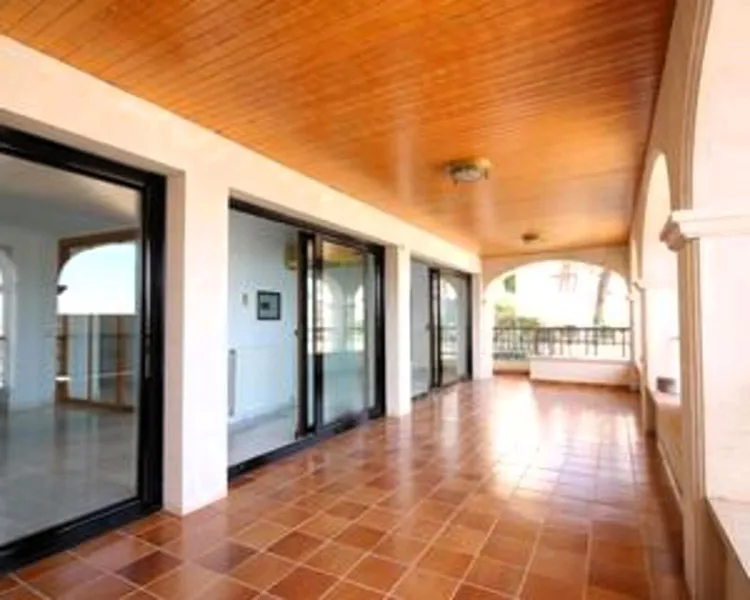 Beautiful apartment with sea views and a communal pool, located in the Can Barbara cove (Palma) near the Club de Mar — photo 6