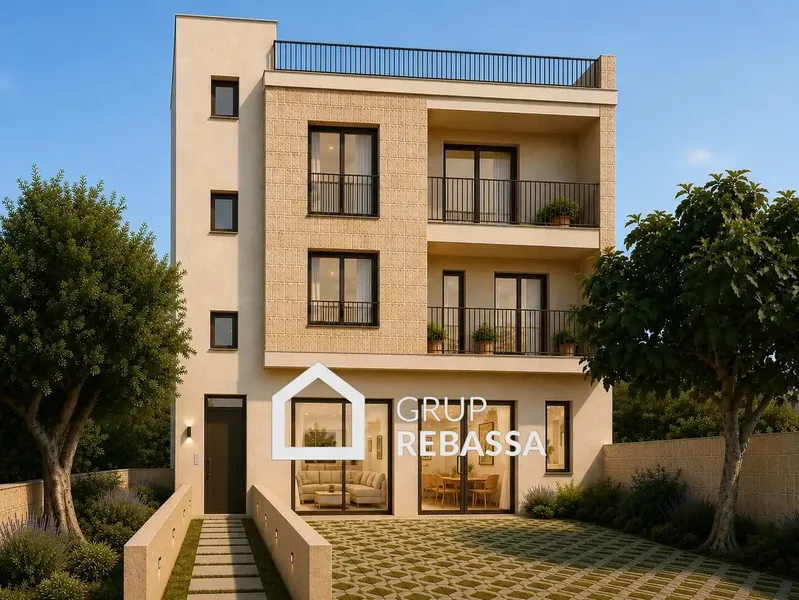 Home in fully renovated building in the center of Pòrtol (Marratxí) — photo 1