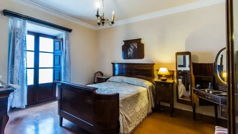 Modernist house with restaurant for sale in the heart of Sóller — photo 9
