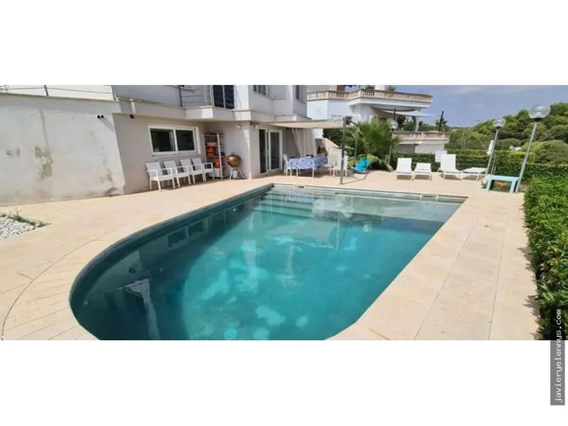 Rental of independent house or villa in Son Moro — photo 9