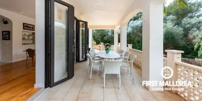 Real estate agency picture 0 Ref. No. 81210 — photo 9