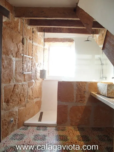 Village house — photo 10