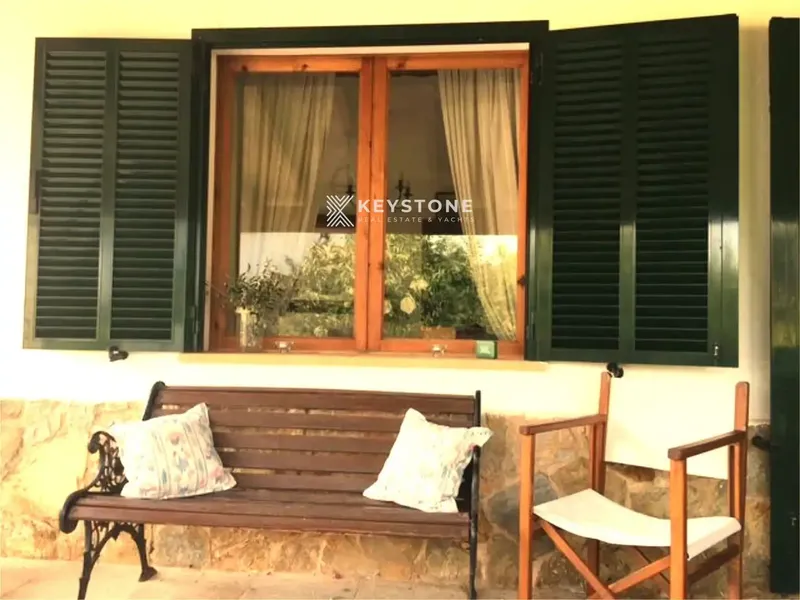 Spacious, quiet and beautiful Majorcan house in Andratx with spectacular views of the Serra de Tramuntana and everything — photo 3