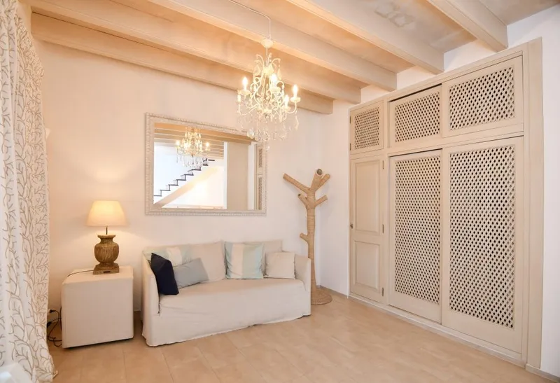 Authentic village house renovated in an exquisite style just a few metres from the Plaza — photo 8