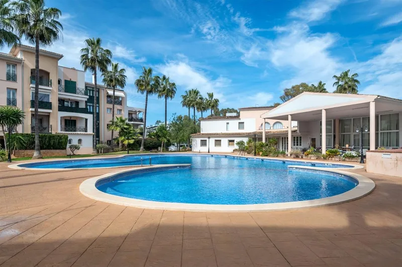 Penthouse for sale in Santa Ponsa within walking distance to the center… — photo 8