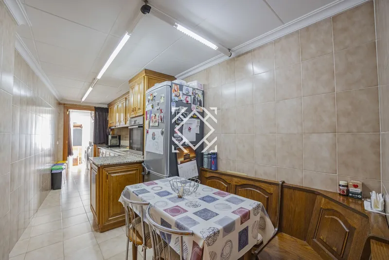 Spacious and bright flat for sale with a large terrace in Puerto de Alcudia — photo 7