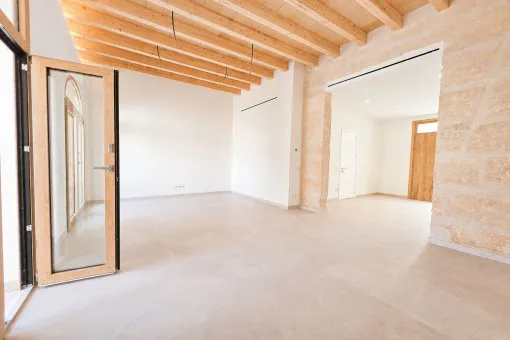 Ses Salines, Elegant Townhouse with Heated Saltwater Pool and Spacious Patio in the Heart of Ses Salines — photo 4