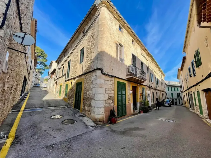 Inmo Mallorca. Majorcan house located in the center of the beautiful village of Selva, at the foot of the Sierra de Tramuntana (World Heritage — photo 2