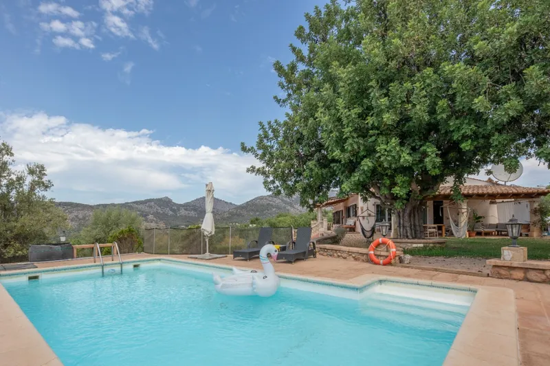 Finca with pool in Bunyola for rent — photo 1