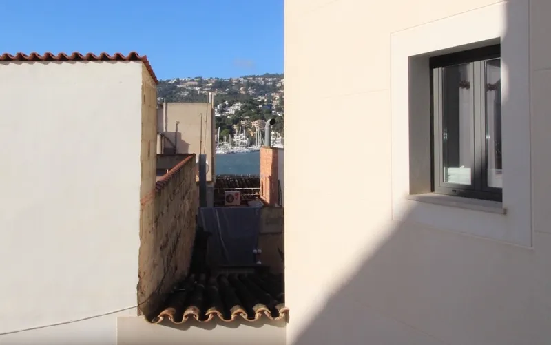 Ref.2475A – Exclusive apartment with sea views near the center — photo 2