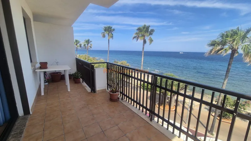 Spectacular apartment on the first line of the sea between Cala Bona and Cala Millor — photo 2
