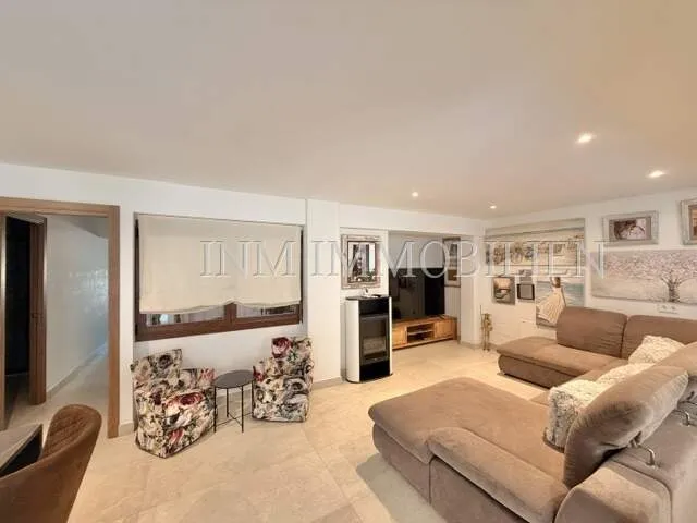 Furnished 110m² apartment with 4 rooms and terrace for rent — photo 2