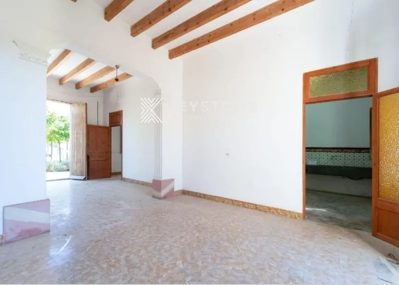 House — photo 4