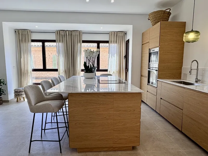 Renovated village house with style and terrace, Campos — photo 9