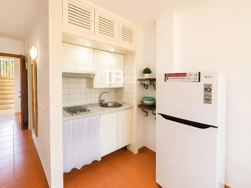 Taylor Building Real Estate presents exclusively this studio in one of the most attractive areas of Illetas, Calvià, with beautiful sea views — photo 9