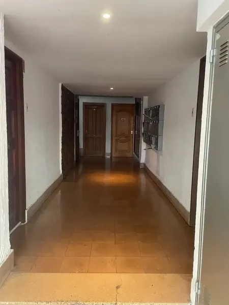 93 m² flat without lift in Palma de Mallorca — photo 1