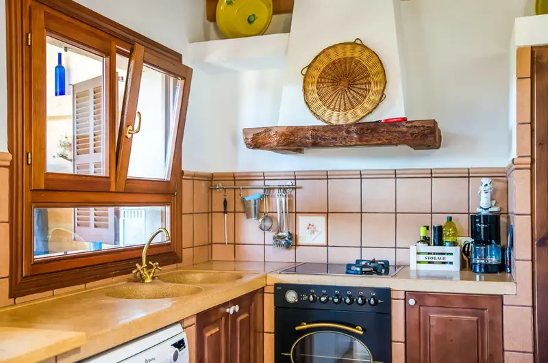 Fantastic estate in Artà consisting of 2 houses on the same plot, separated by a wall and a fence, offering wonderful views of the mountains — photo 10