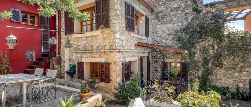 Traditional village house in Andratx with panoramic views as far as the port of Port Andratx — photo 7