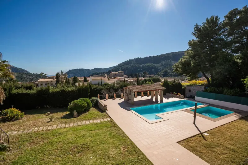 Manor property in the Serra de Tramuntana, UNESCO World Heritage Site, with views of the picturesque mountain village of Valldemossa — photo 9