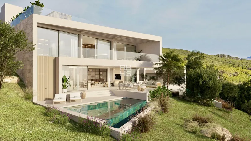 Villa for sale in Camp de Mar — photo 1