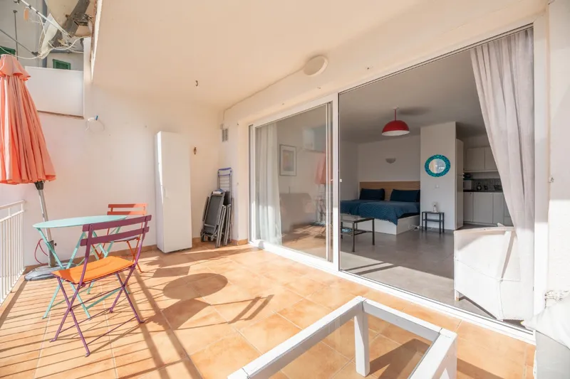 Sunny studio with ETV Licence — photo 3