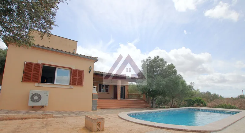 Country house for sale in Campos — photo 4