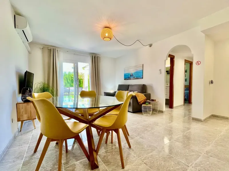 Apartamento con piscina en alquiler en Calle Pins 1 — photo 11
