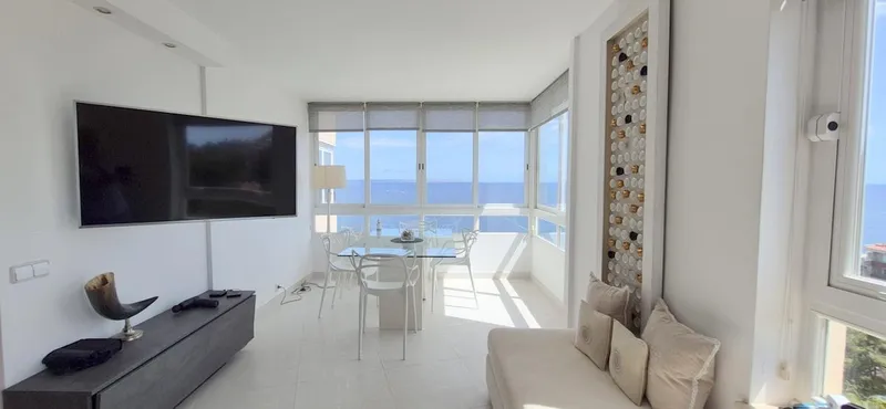 Illetes - Front Line 2 Bedroom Modern Apartment With Amazing Sea Views — photo 3