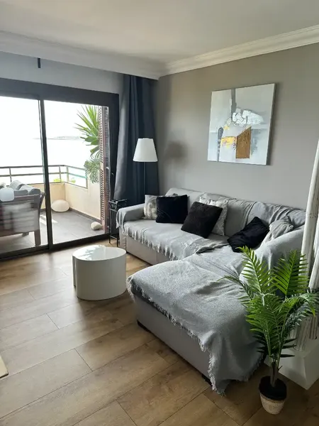 Spectacular 98 m² apartment on the seafront in Cala Millor, located on the fifth floor of a building with a lift and with impressive — photo 10
