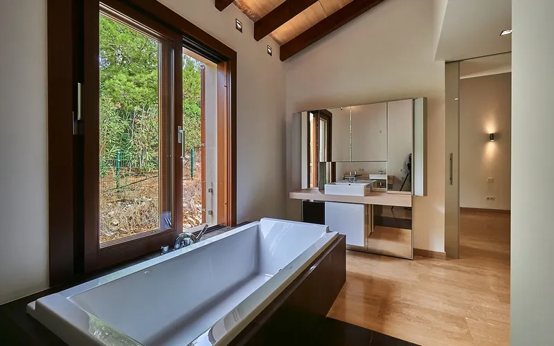 Modern south facing villa with vacation rental license, next to the golf club of Canyamel — photo 8