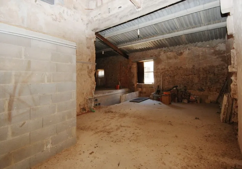 Manor house to renovate in the old down town of Campos — photo 8