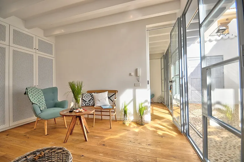 Townhouse in Portocolom Old Town with patio, lift and roof terrace — photo 3