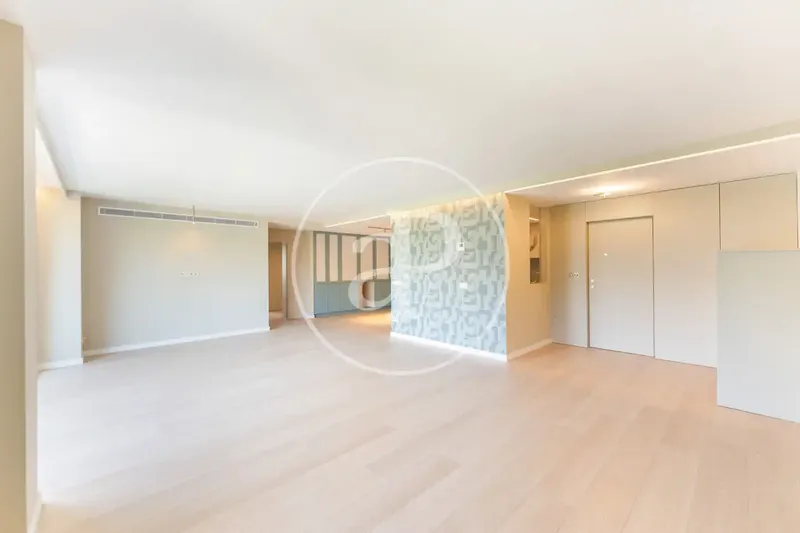PISO EN VENTA CON TRES DORMITORIOS Y PARKING FRENTE AL TENNIS PALMA SPORT AND TENNIS CLUB — photo 3