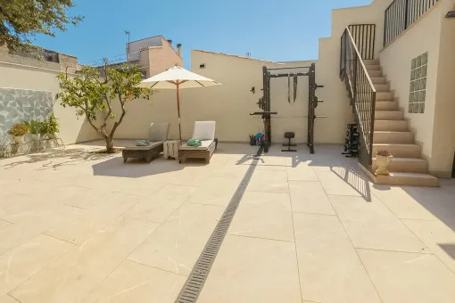 Muro, design-led townhouse with patio in a quiet street of Muro — photo 7