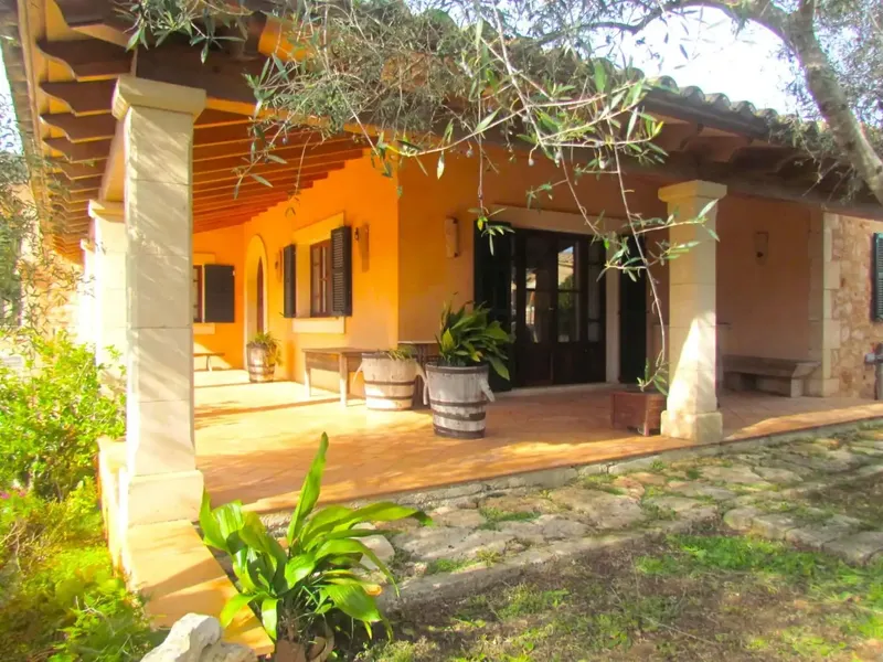 Spectacular rustic finca with garden, pool, barbecue and parking in Santa Eugenia for long-term and temporary rental. — photo 11