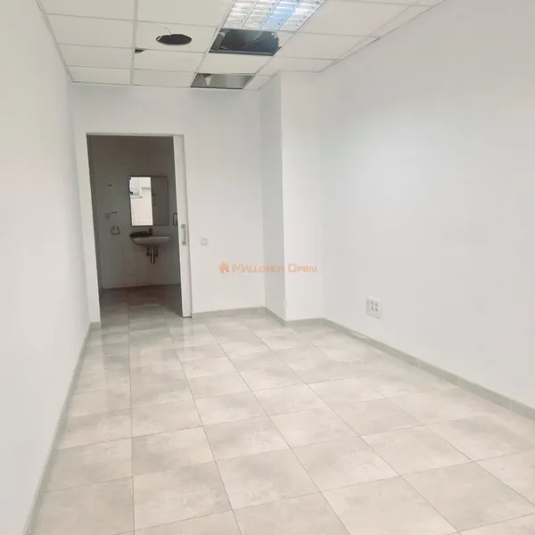 Commercial premises in the best area of Manacor – Paseo del Ferrocarril — photo 4