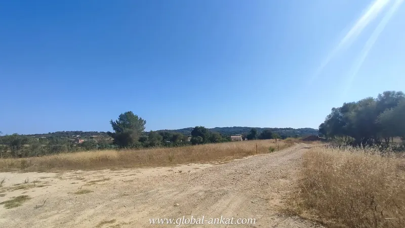 Rustic finca to be built, located in the area of Es Pujol de Son Prohens. It has a plot of about 17,265 m2 fully — photo 10