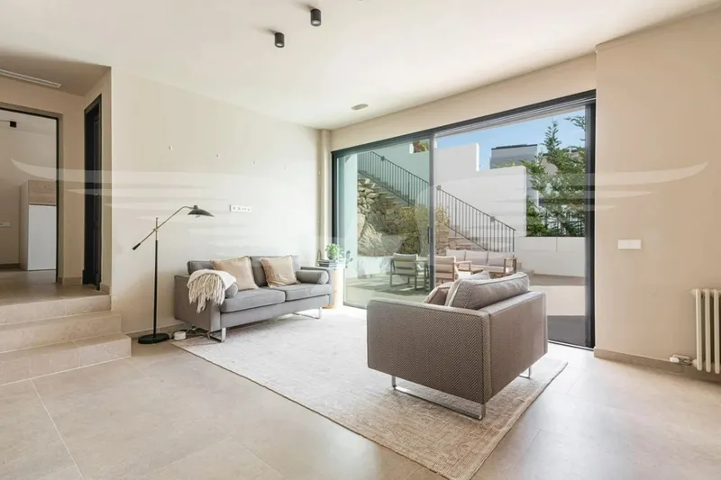 Bonanova I: Renovated Duplex with a Large Terrace — photo 4