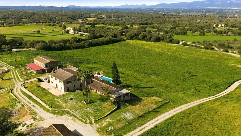 Exclusive finca estate with pool house, guest house & stone finca – ideal co-living and investment opportunity | Ref. 9656 — photo 1