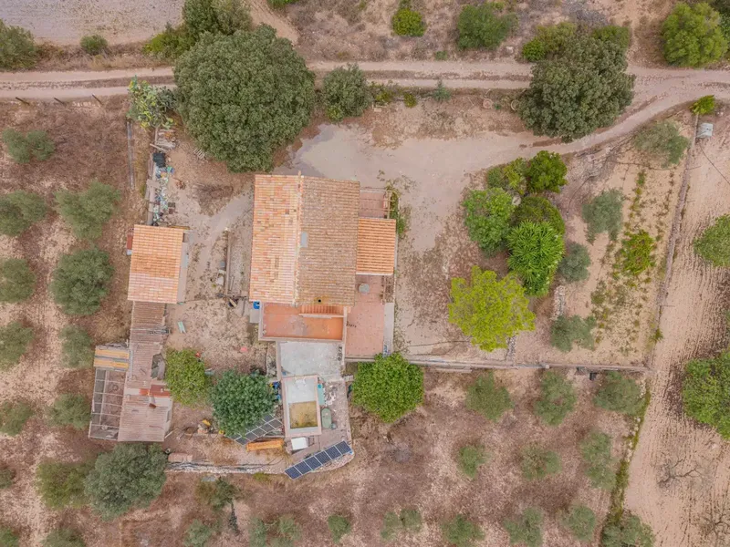 Legal rustic finca, awaiting completion of works in Porreres with spectacular views, olive trees and great privacy — photo 9