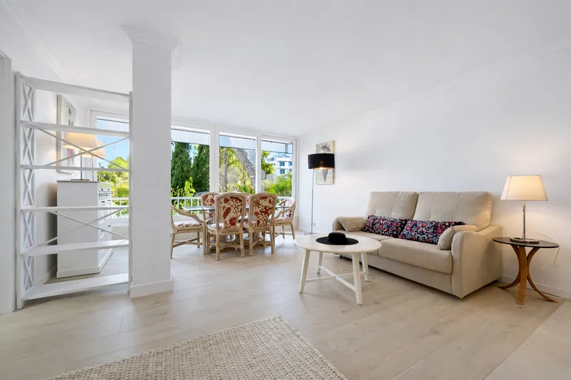 Completely renovated apartment a few steps from the beach in Santa Ponsa Mas — photo 3