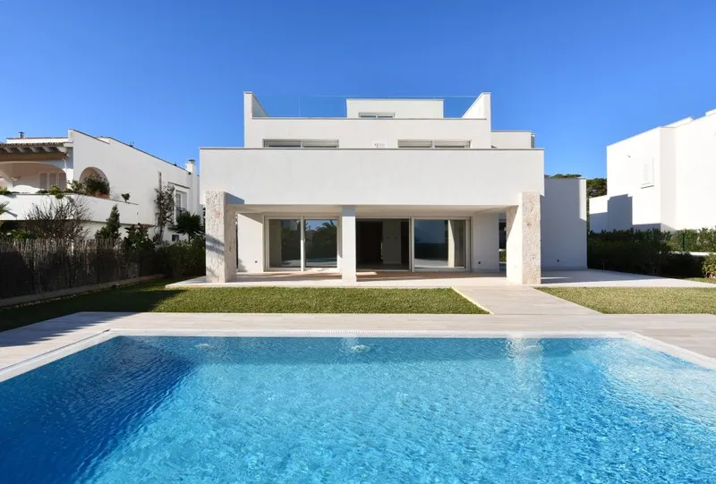 New and modern villa with beautiful sea views in Cala D'Or — photo 7