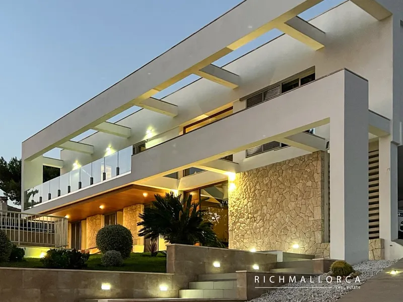 Modern villa for sale in Cala Vinyes — photo 4