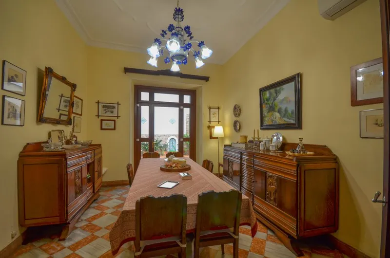 Amazing townhouse with garage and terrace in the center of Sóller — photo 3